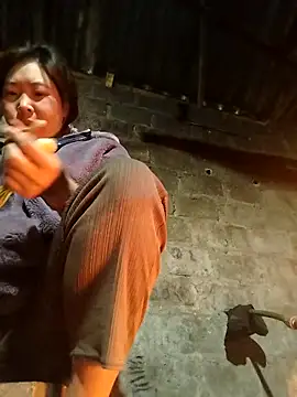 Yiyoongg online show from 22, 3, 2026