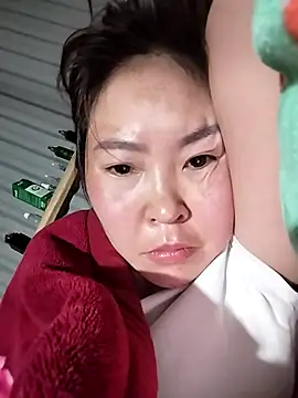 Yiyoongg online show from 28, 2, 2026