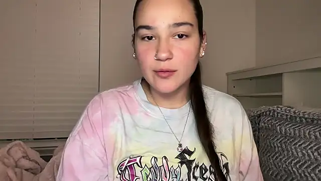 anitayurmoniii online show from 4, 7, 2026
