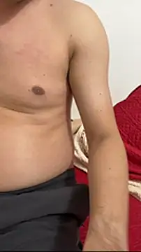 huyenzz online show from 15, 3, 2026