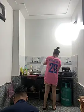 huyenzz online show from 26, 2, 2026