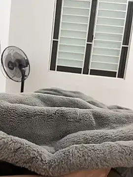 huyenzz online show from 19, 2, 2026