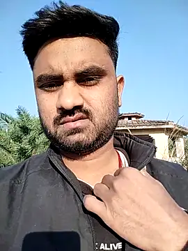 Snapshot of loyalboy_0052 chatting on 11, 2, 2026 loyalboy 0052 online show from 11, 2, 2026