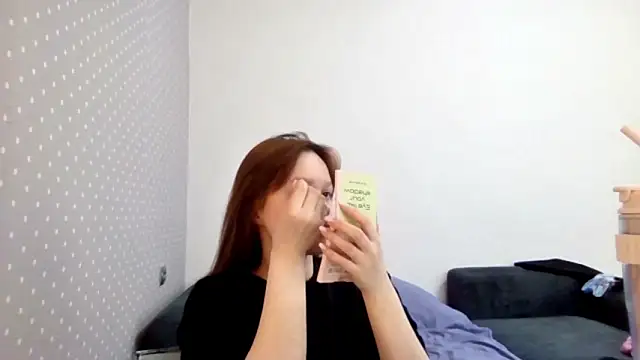 Ammymia online show from 13, 3, 2026