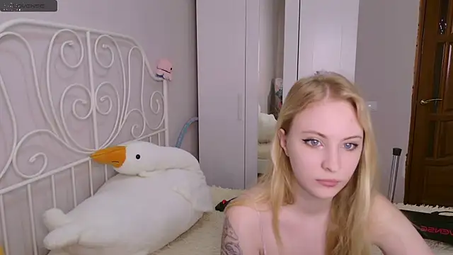 lilMelaniloveis online show from 26, 6, 2026