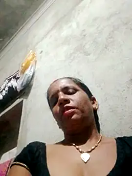 Snapshot of Anitarakkoli chatting on 22, 5, 2026 Anitarakkoli online show from 22, 5, 2026
