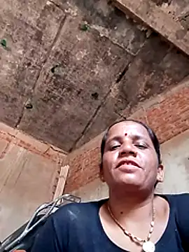 Snapshot of Anitarakkoli chatting on 3, 6, 2026 Anitarakkoli online show from 3, 6, 2026