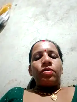 Snapshot of Anitarakkoli chatting on 20, 5, 2026 Anitarakkoli online show from 20, 5, 2026