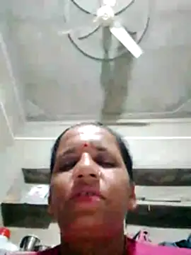 Snapshot of Anitarakkoli chatting on 21, 6, 2026 Anitarakkoli online show from 21, 6, 2026