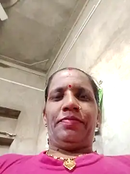 Snapshot of Anitarakkoli chatting on 15, 6, 2026 Anitarakkoli online show from 15, 6, 2026