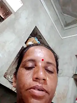 Snapshot of Anitarakkoli chatting on 5, 7, 2026 Anitarakkoli online show from 5, 7, 2026