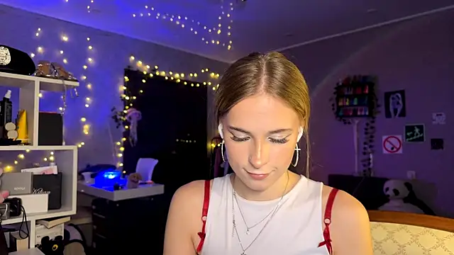 amily sunray online show from 18, 4, 2026