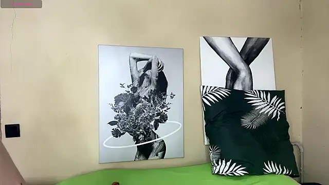 NanoAurora online show from 4, 3, 2026