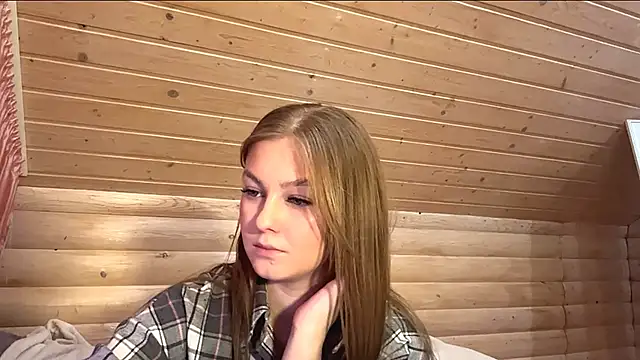 Snapshot of TessSamul chatting on 25, 4, 2026 TessSamul online show from 25, 4, 2026