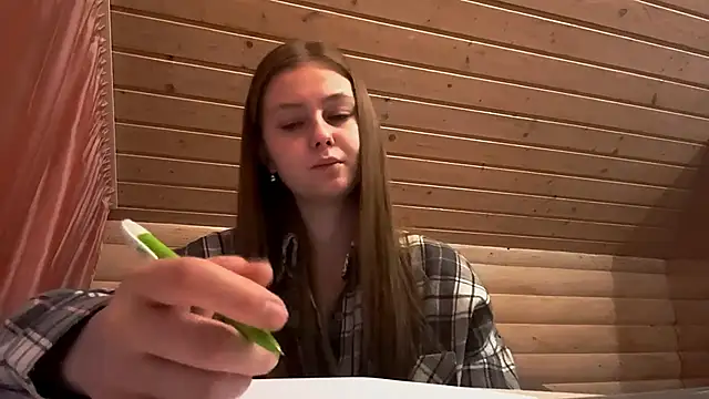 Snapshot of TessSamul chatting on 9, 4, 2026 TessSamul online show from 9, 4, 2026