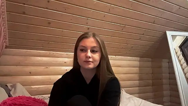 Snapshot of TessSamul chatting on 13, 4, 2026 TessSamul online show from 13, 4, 2026