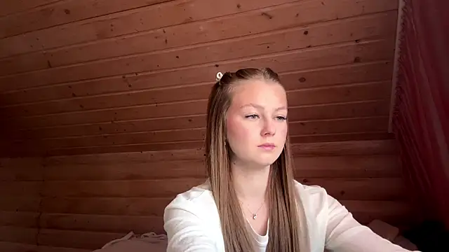 Snapshot of TessSamul chatting on 4, 5, 2026 TessSamul online show from 4, 5, 2026