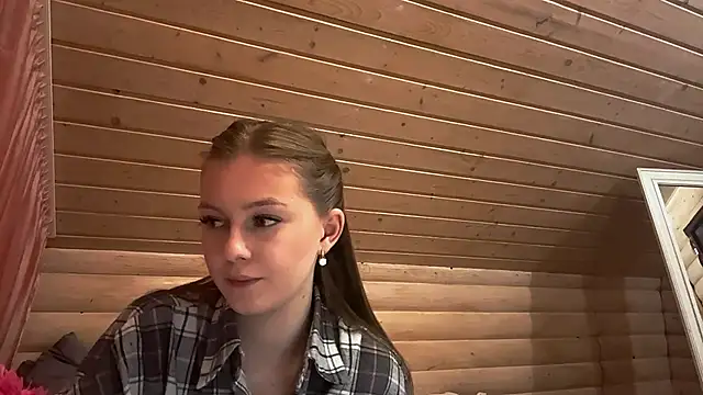 Snapshot of TessSamul chatting on 14, 4, 2026 TessSamul online show from 14, 4, 2026