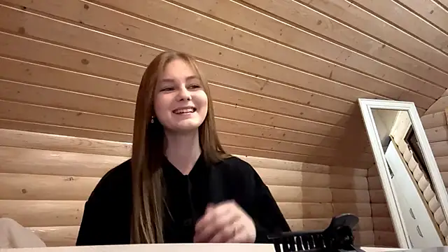 Snapshot of TessSamul chatting on 4, 4, 2026 TessSamul online show from 4, 4, 2026