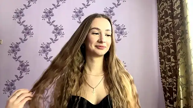 LacieHelaire online show from 22, 2, 2026