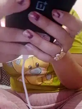 Snapshot of princess_model chatting on 28, 5, 2026 princess model online show from 28, 5, 2026