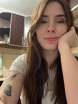 Arielle Vade online show from 8, 5, 2026