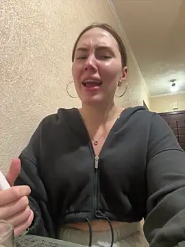 Arielle Vade online show from 26, 5, 2026