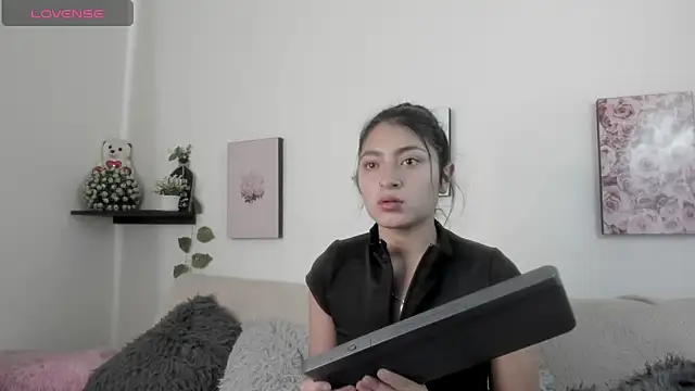 Alexaalove 1 online show from 1, 3, 2026