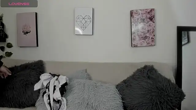 Alexaalove 1 online show from 28, 2, 2026