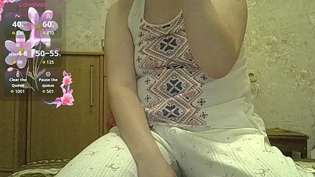 CurvyWild Lady30 online show from 31, 3, 2026