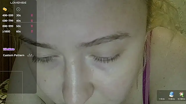 CurvyWild Lady30 online show from 8, 3, 2026