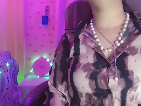 your-ayra online show from 8, 4, 2026