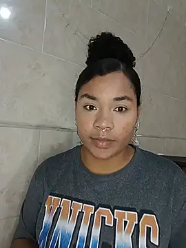 BrianaSweetxxx online show from 29, 5, 2026