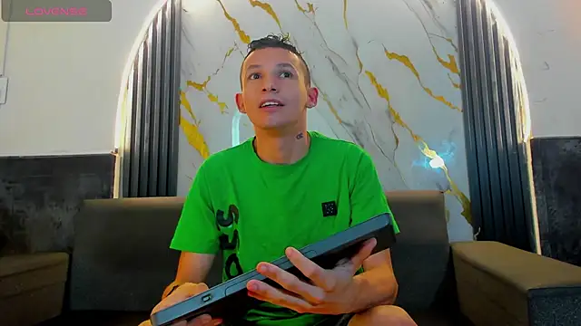 Isaak 26 online show from 4, 3, 2026