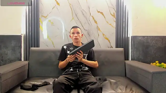 Isaak 26 online show from 22, 3, 2026