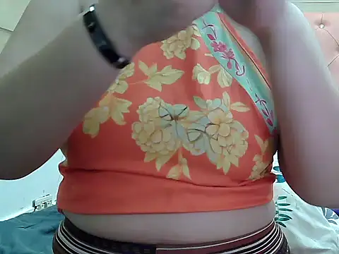 Snapshot of Sexybabe42 chatting on 1, 6, 2026 Sexybabe42 online show from 1, 6, 2026