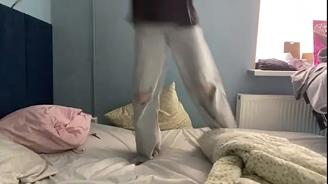 LinaWills online show from 10, 3, 2026