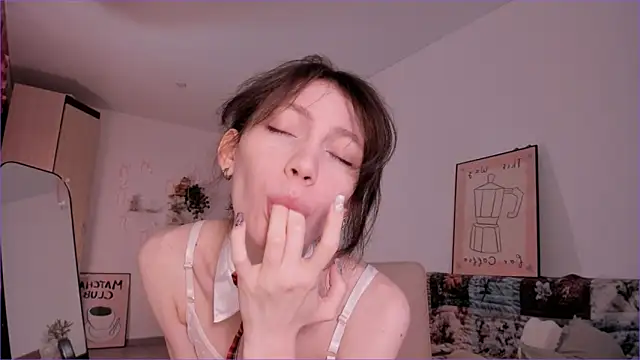 MiaPimmy online show from 19, 4, 2026