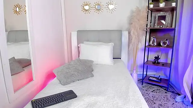 antonela-bella online show from 4, 3, 2026