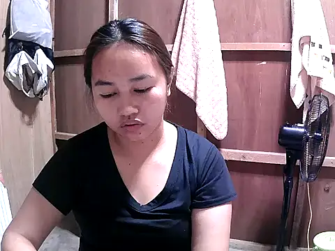 Cloudette 17 online show from 28, 2, 2026