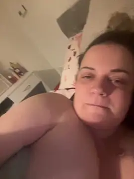 Piper Milf 36 online show from 25, 2, 2026