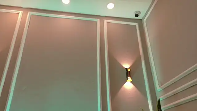 SuzyFox  online show from 15, 3, 2026