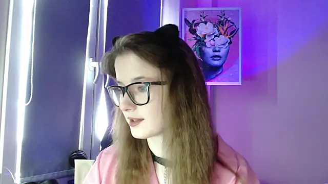 LunaXcherry online show from 20, 5, 2026
