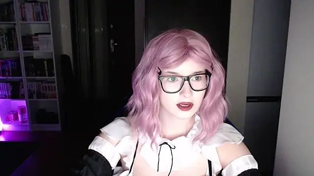 LunaXcherry online show from 19, 3, 2026