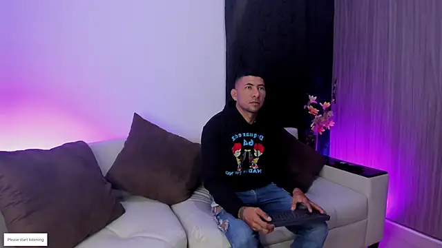 morganandmegan01 online show from 11, 2, 2026