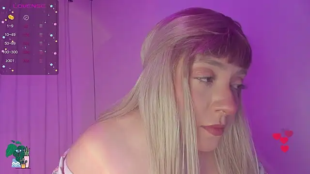 spicyvainilla  online show from 5, 3, 2026