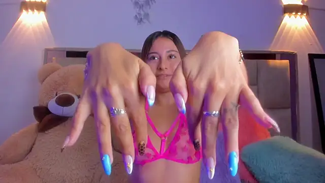 Snapshot of JuliettaArlet chatting on 6, 6, 2026 JuliettaArlet online show from 6, 6, 2026