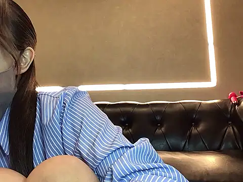 Snapshot of cocomi-coco0209 chatting on 9, 5, 2026 cocomi-coco0209 online show from 9, 5, 2026