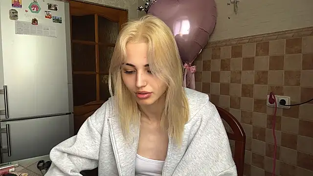 Evva mayy online show from 18, 6, 2026
