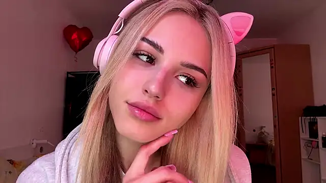 Evva mayy online show from 26, 2, 2026